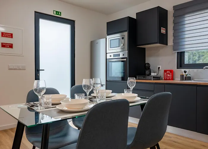 The Village View I, By Op * Сан-Висенти